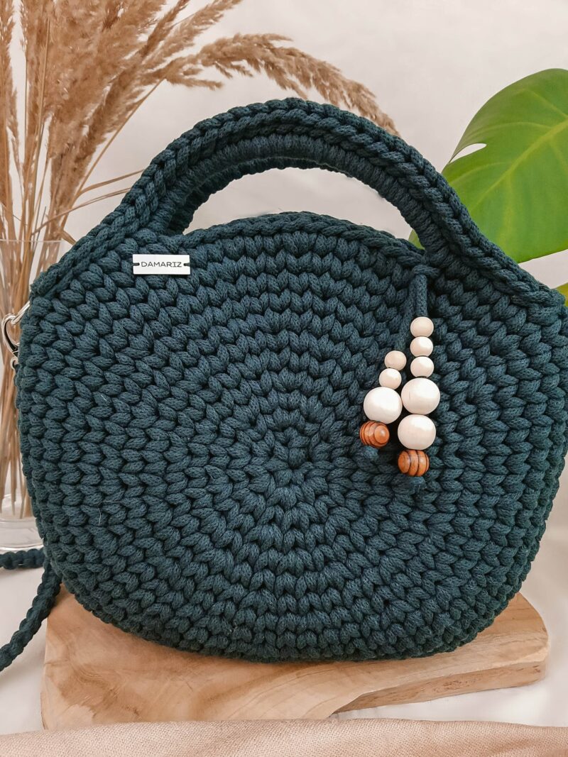 Okrągła torebka damska pleciona ze sznurka do ręki i przez ramię, zielona