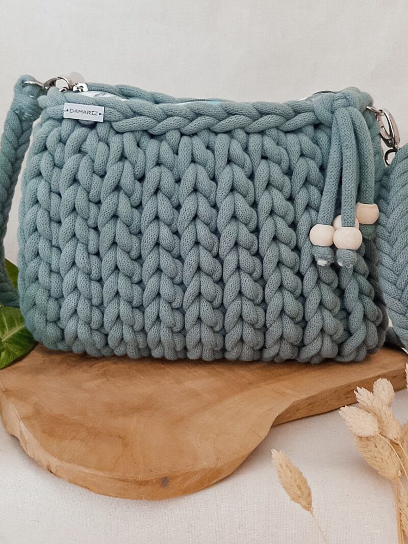 torebka z grubego sznurka na szydełku przez ramię, listonoszka plecionka, torebka pleciona w warkocze, laurowa, szaro-niebieska