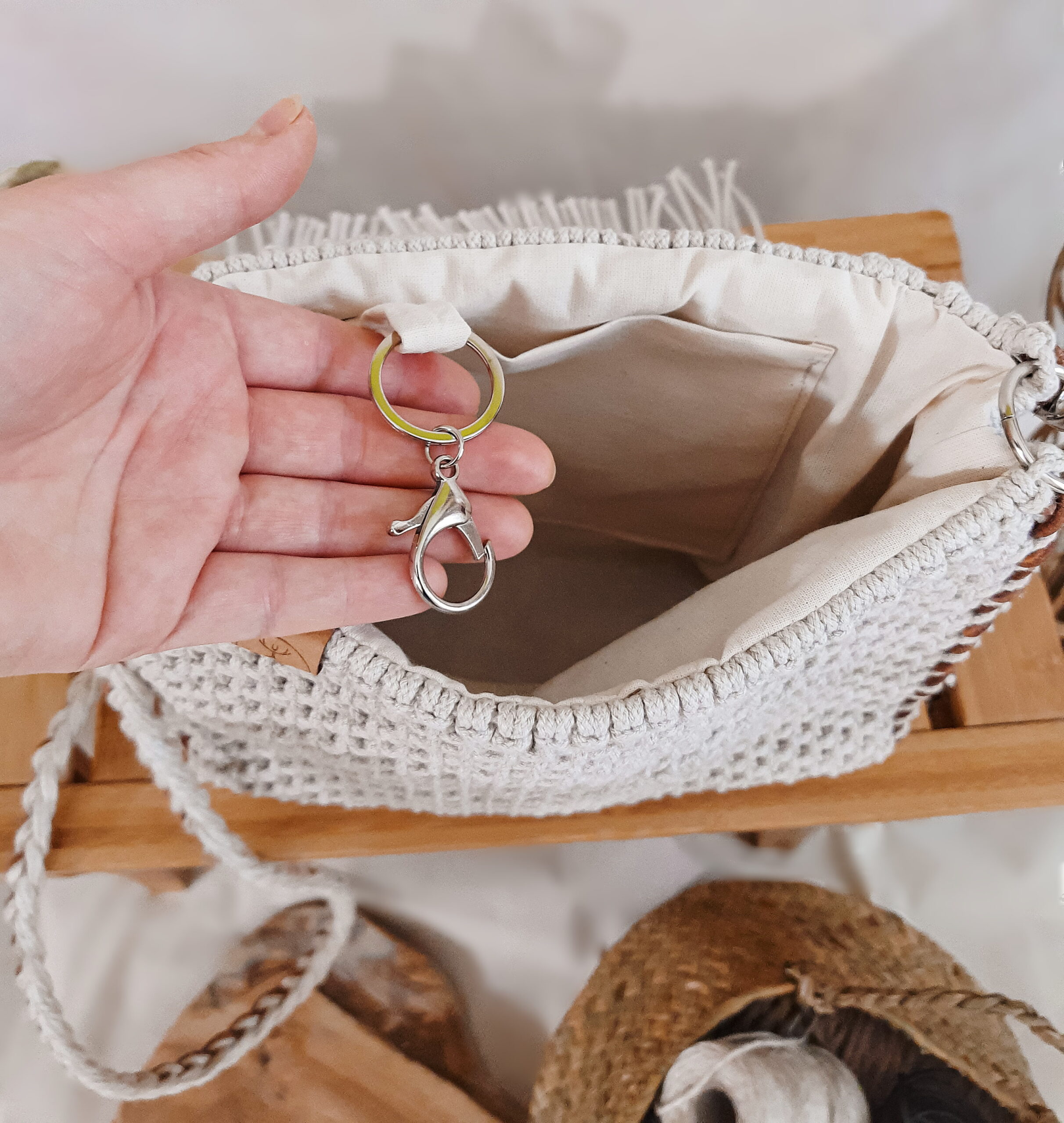 listonoszka z frędzlami, torebka ze sznurka przez ramię, naturalna