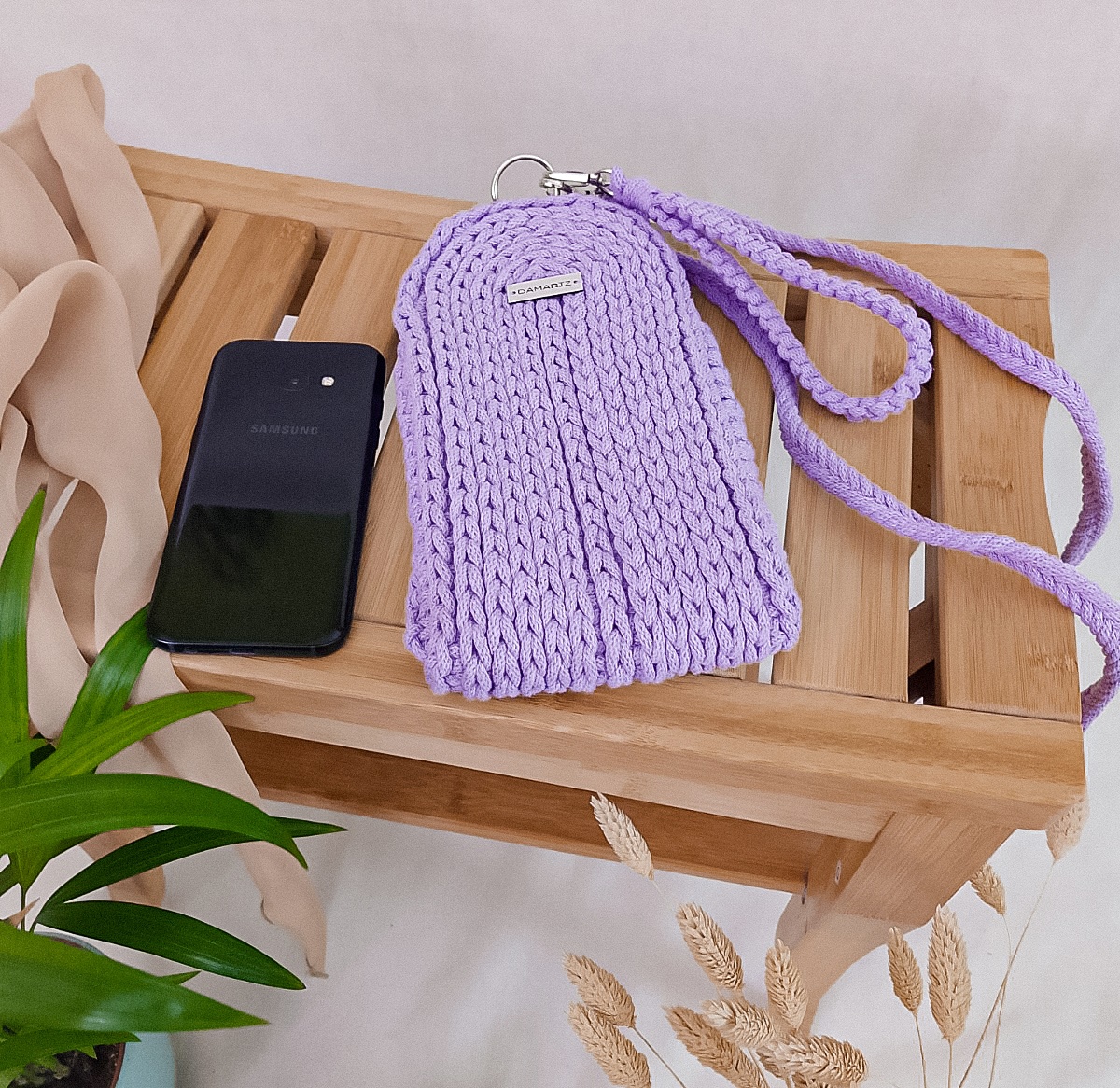 mała torebka case na telefon na szydełku, lila, fioletowa