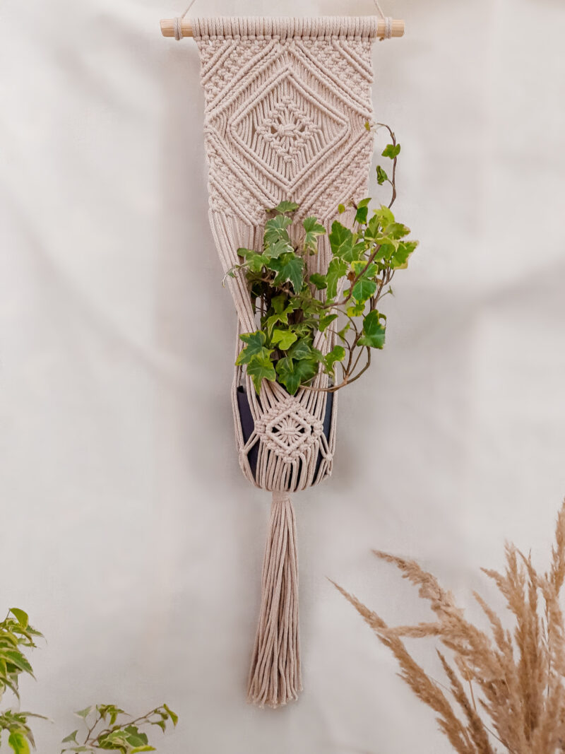 kwietnik makrama beżowy, kwietnik na ścianę, jasny, wiszący kwietnik makrama, beż