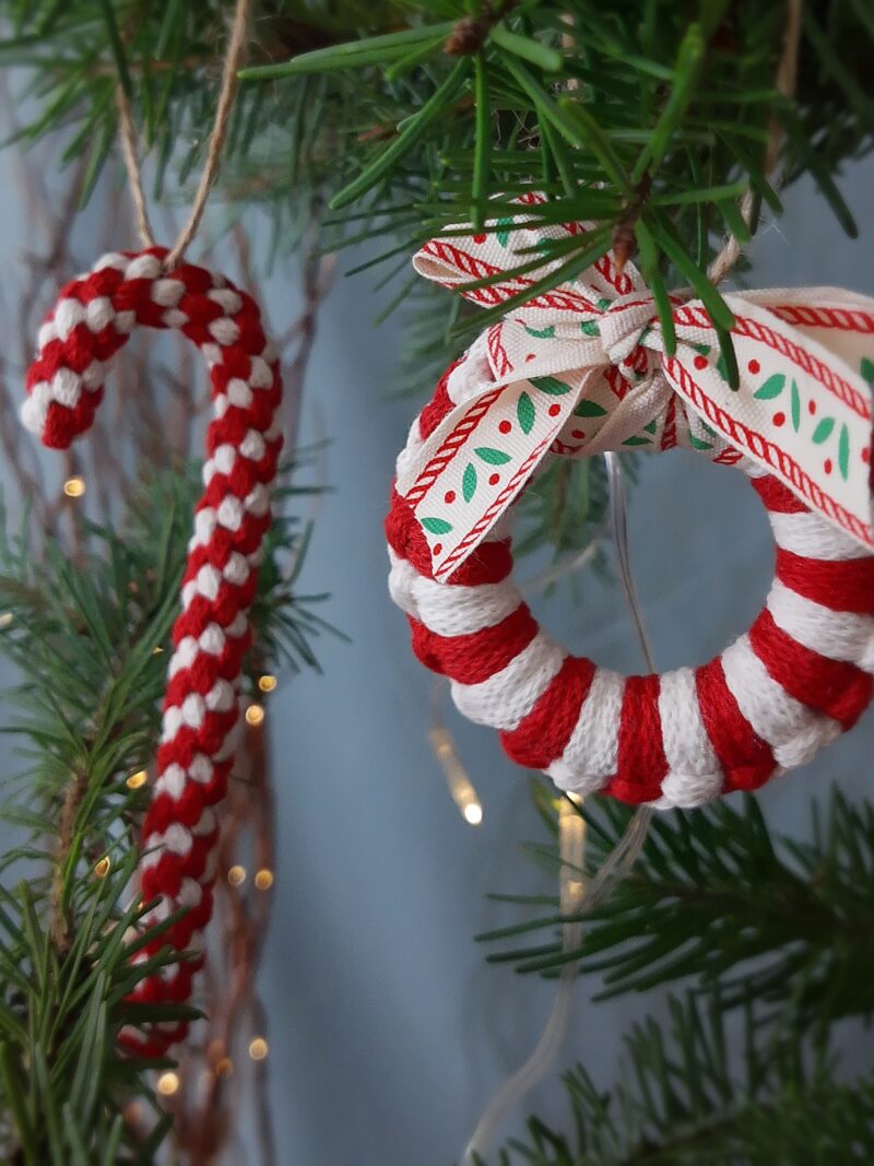 Zestaw ozdób świątecznych 2 szt. - czerwony