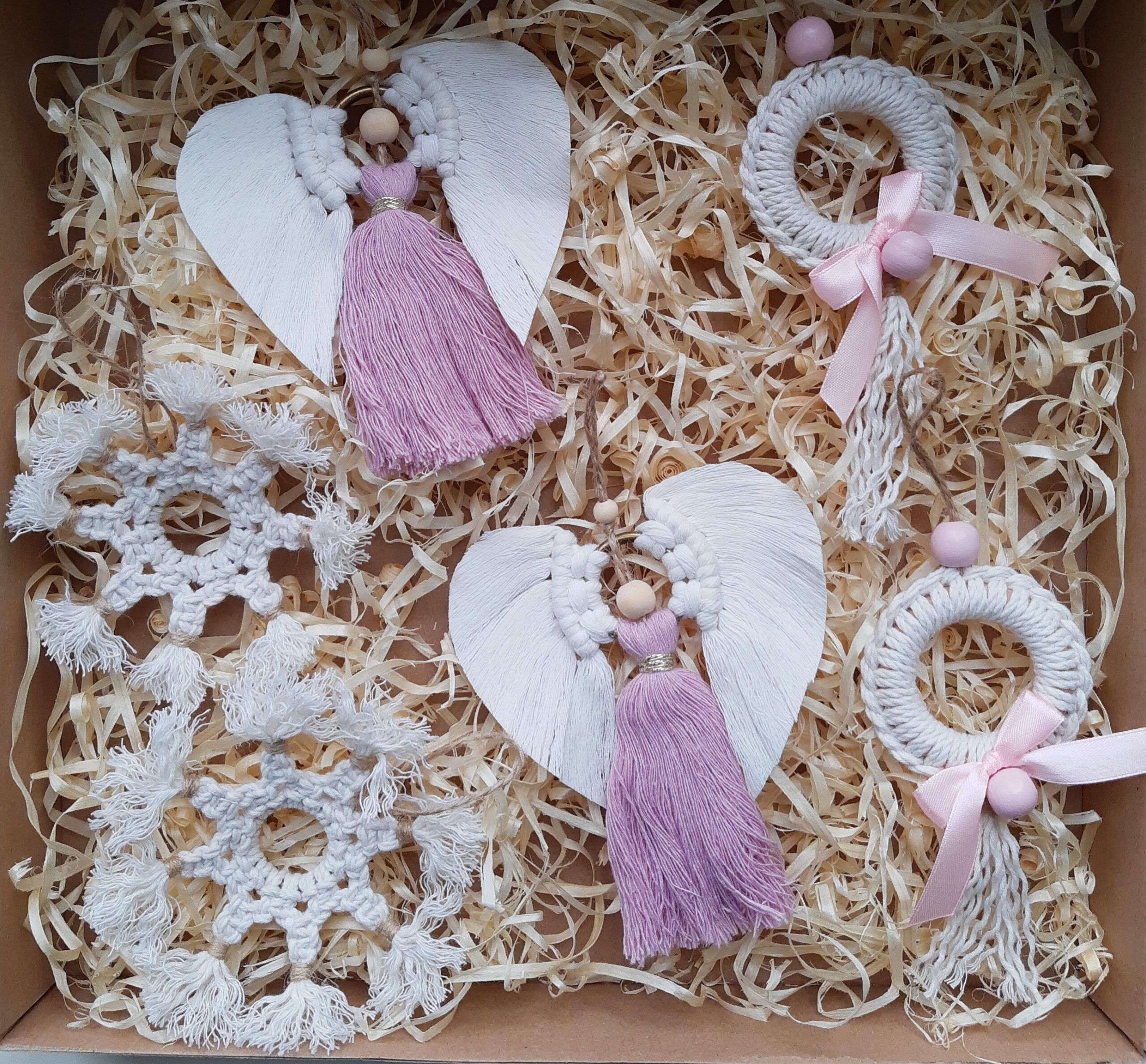 Zestaw ozdób świątecznych 6 szt. z aniołami - różowy - obrazek 3