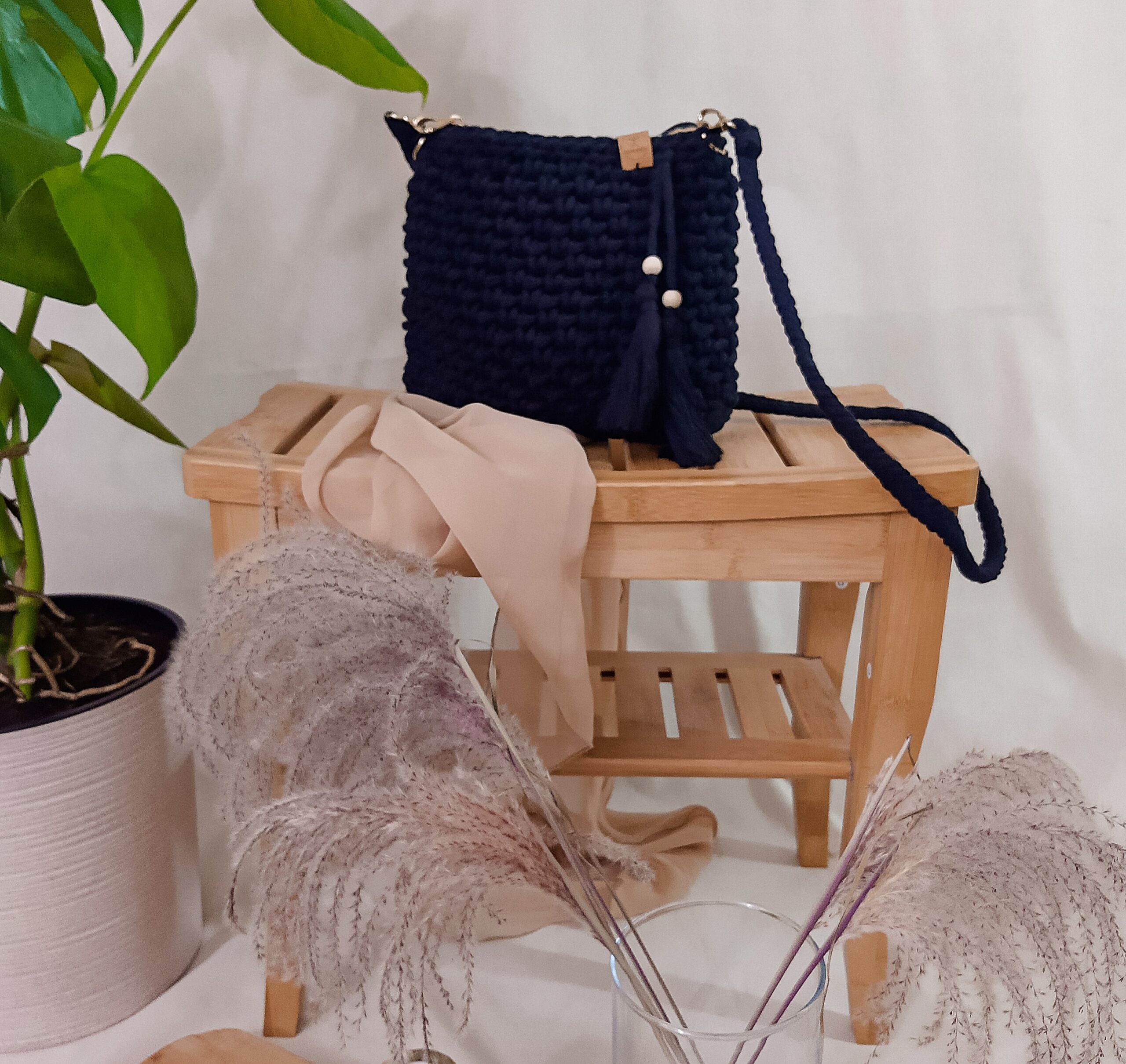 Torebka ze sznurka City bag - czarna, srebrne dodatki - od ręki - obrazek 5