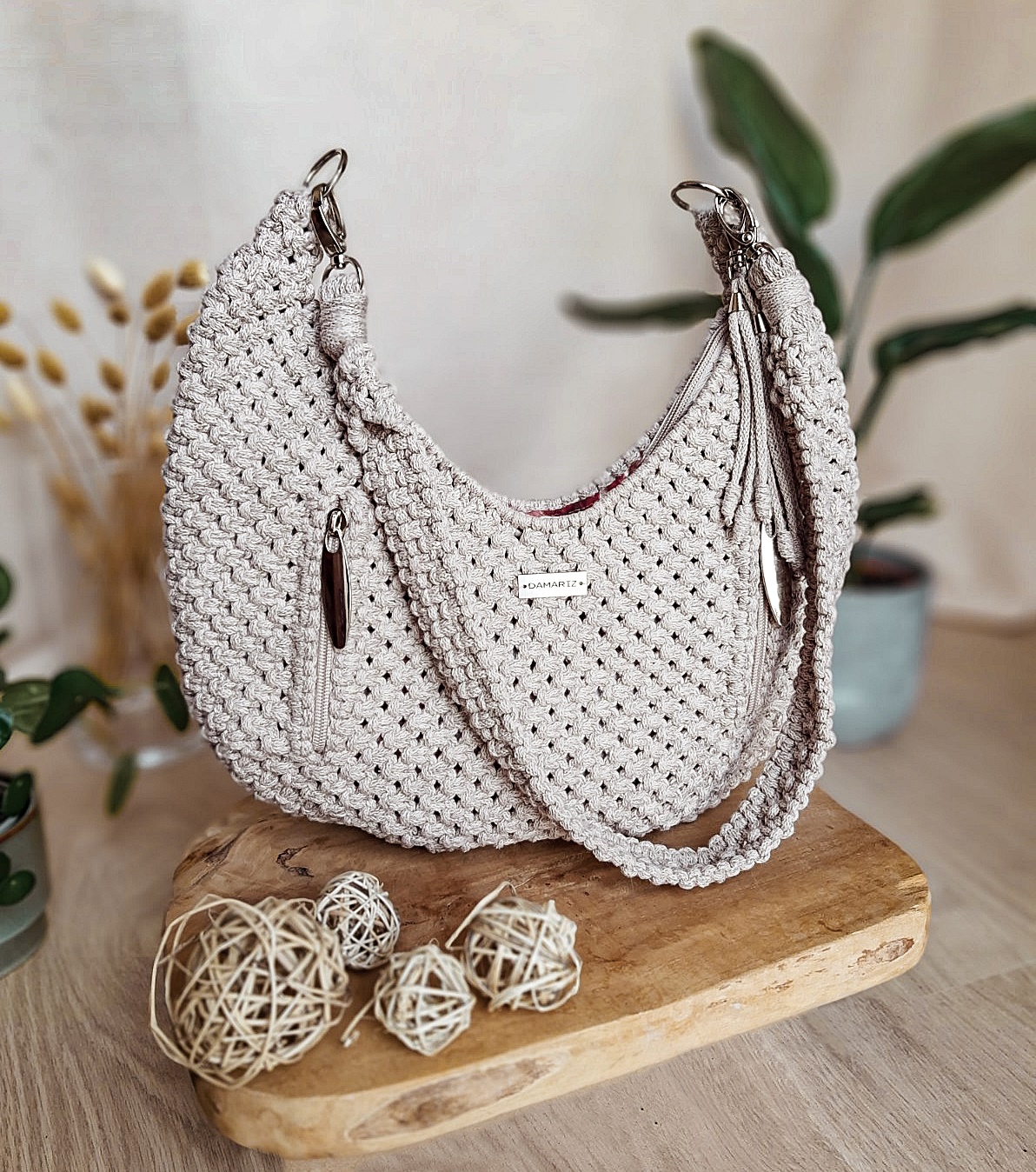 torebka ze sznurka hobo beżowa, torebka na ramię, pomysł na prezent dla niej