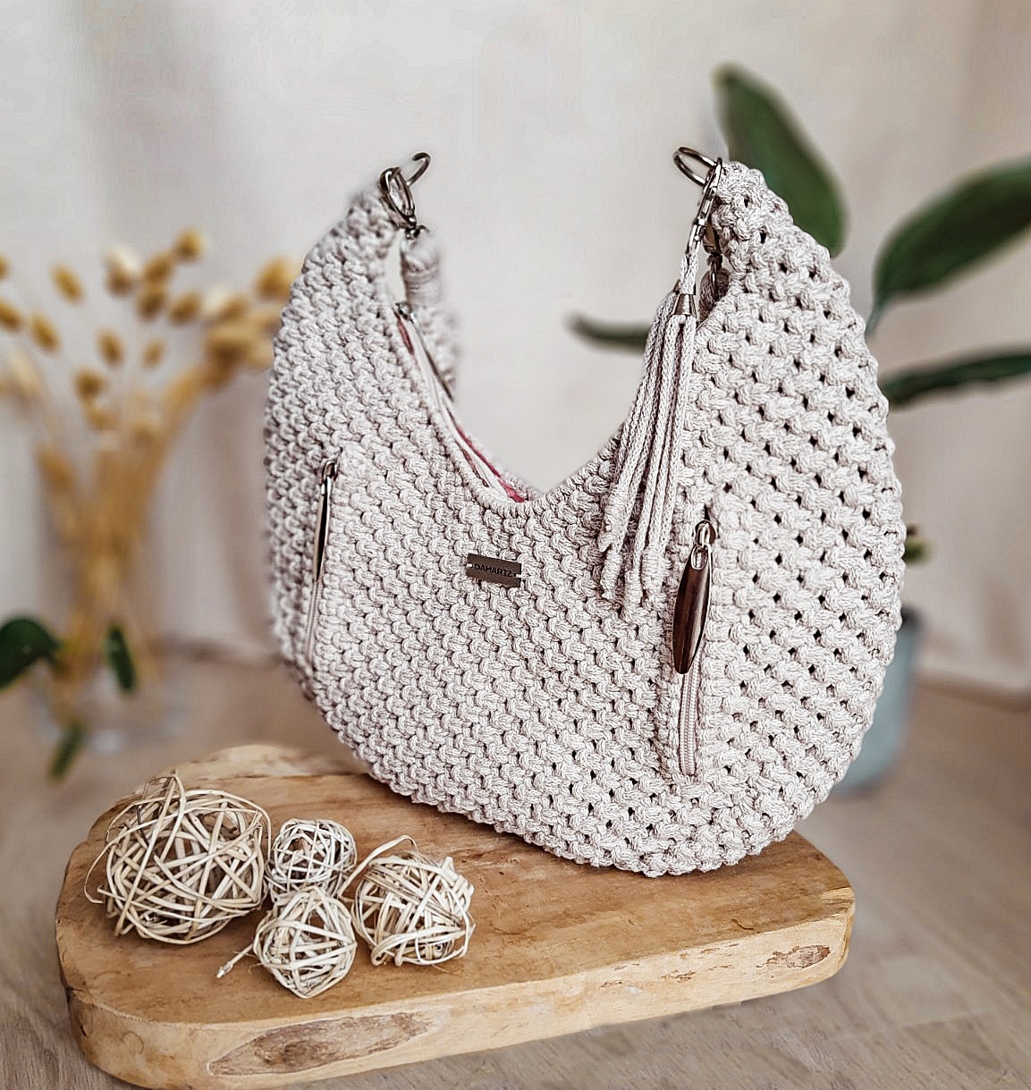 torebka ze sznurka hobo beżowa, torebka na ramię, pomysł na prezent dla niej