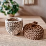 beżowy żołądź, karmelowy żołądź koszyczek ze sznurka, dekoracja na jesień, do pokoju dziecka