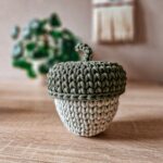 koszyk żołądź, dekoracja jesienna do pokoju dziecięcego, kuferek na drobiazgi, jesienny dekor, zielone żołędzie