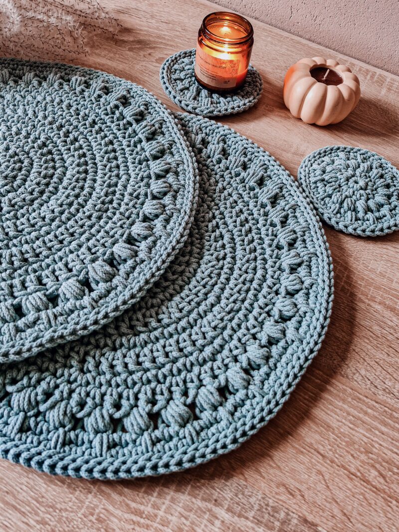 zestaw prezentowy, dodatki do wnętrza, podkładki na stół, skandynawskie dodatki do wnętrz zestaw prezentowy, dodatki do wnętrza, podkładki na stół, skandynawskie dodatki do wnętrz, błękitne podkładki na stół, zestaw na prezent