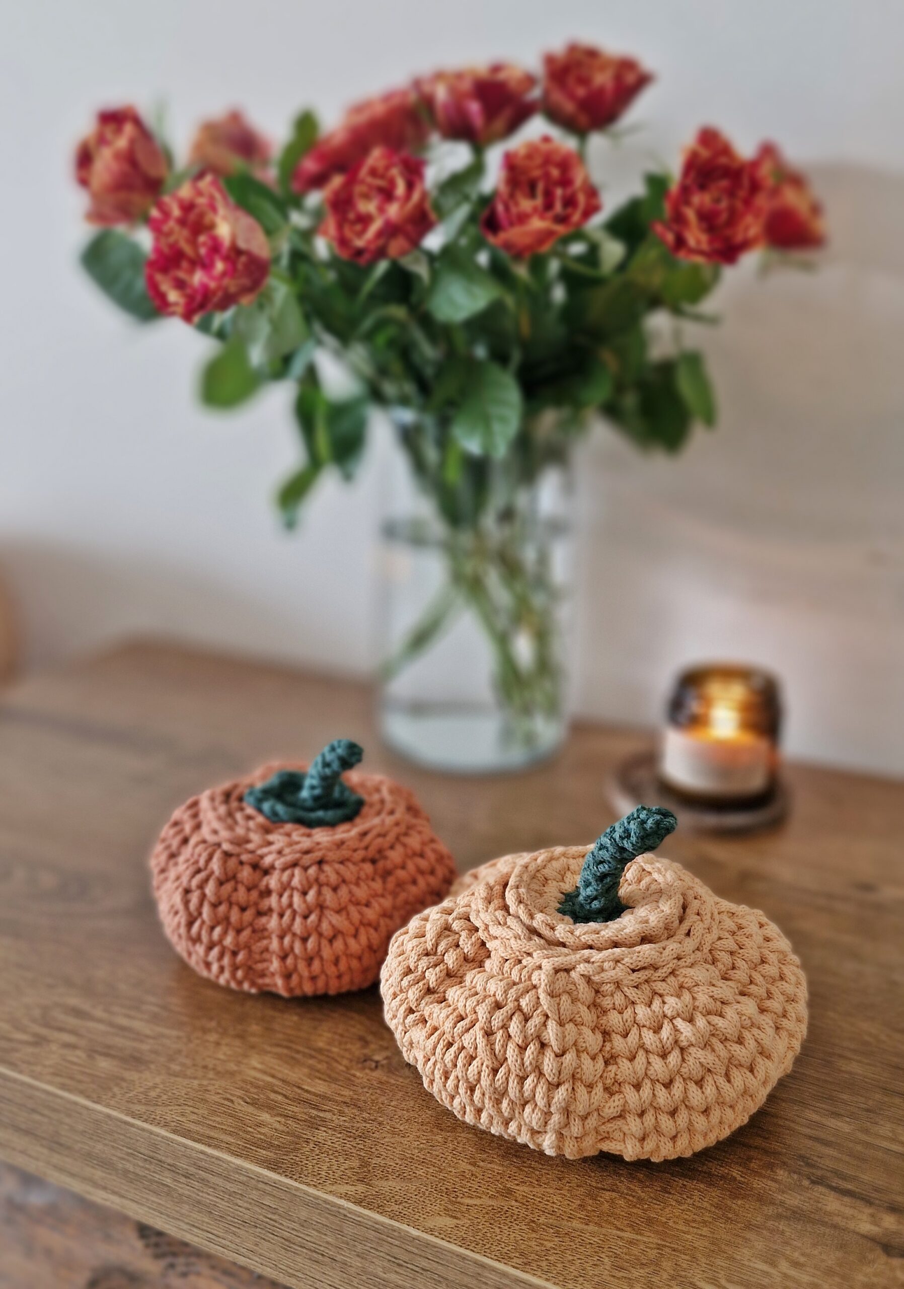 dynia koszyczek, szkatułka, jesienne dekoracje, koszyk do pokoju dziecka, dynia ozdobna, dekoracja na Halloween