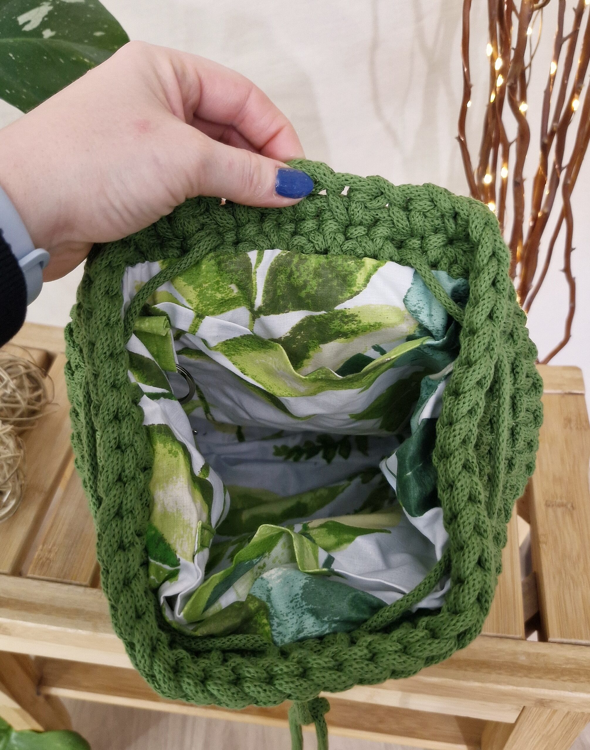 plecak zielony awokado szparadowy, damski plecak ze sznurka, plecak z klapką prezent pod choinkę, moda damska plecak