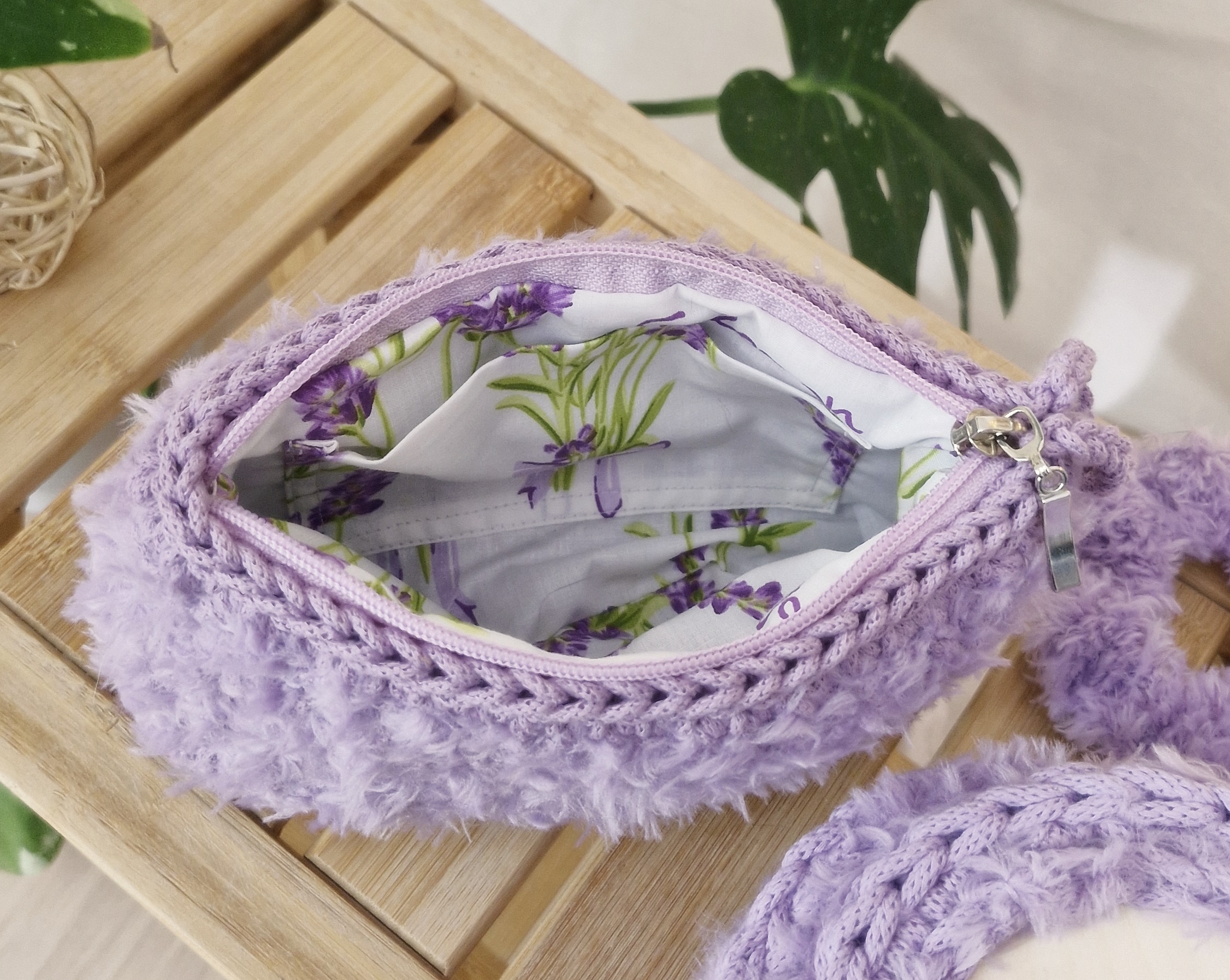 zestaw włochaty futerkowy kosmetyczka , gumka do włosów, szkatułka na drobiazgi, prezent dla dziewczyny, prezent dla niej, fioletowy zestaw prezentowy